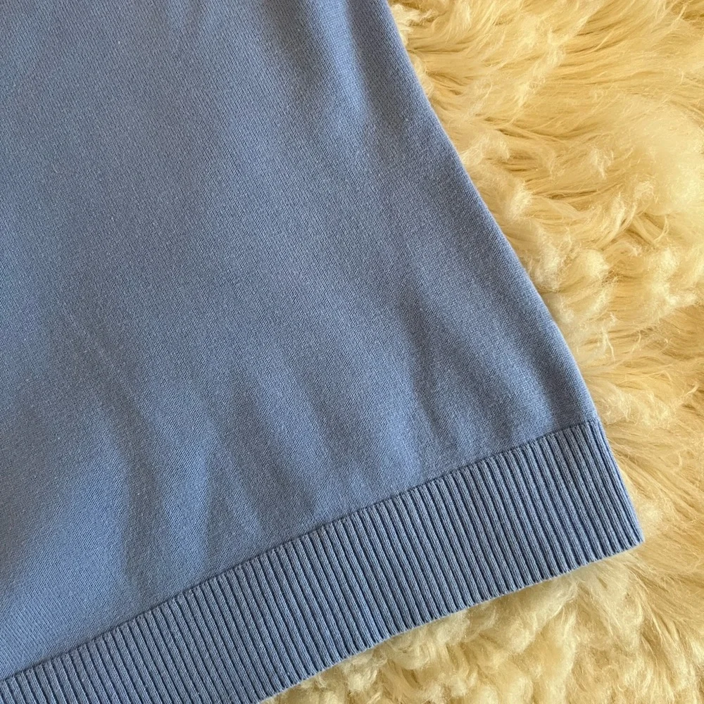 Sleeveless Top - Picture 4 of 4